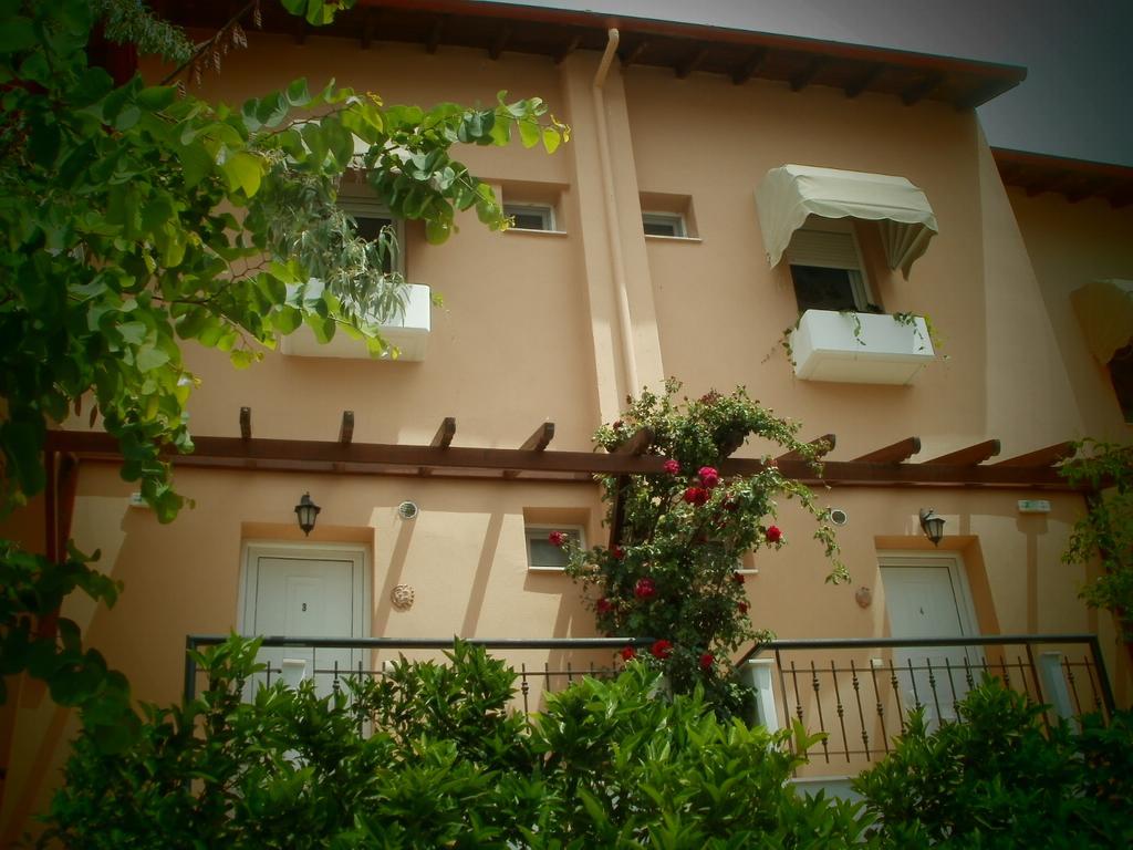 Phyllis Maisonettes Kallithea  Exterior foto